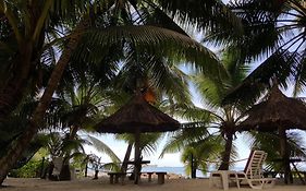 Anse Kerlan Beach Chalets